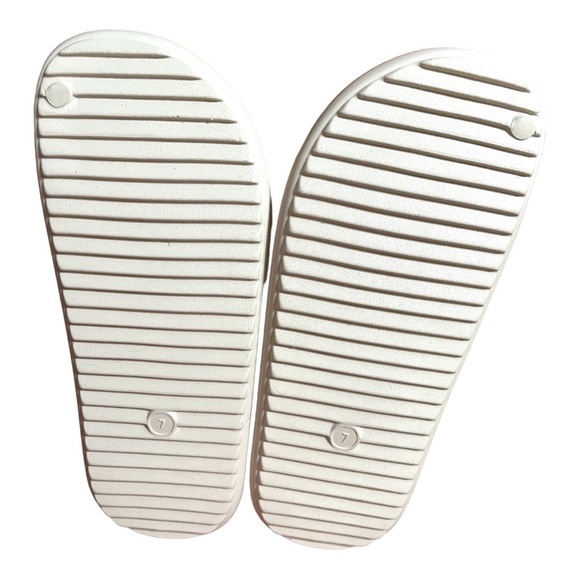 Wild Fable White Robbie Slide Sandal  7 W - Picture 3 of 5